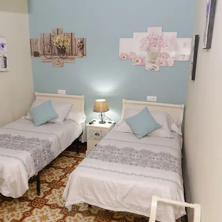 ゲストハウス ペンシオン インターナシオナル 3*