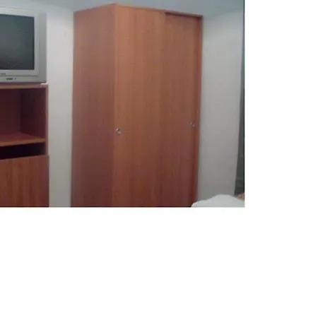 Internacional Konukevi 3*